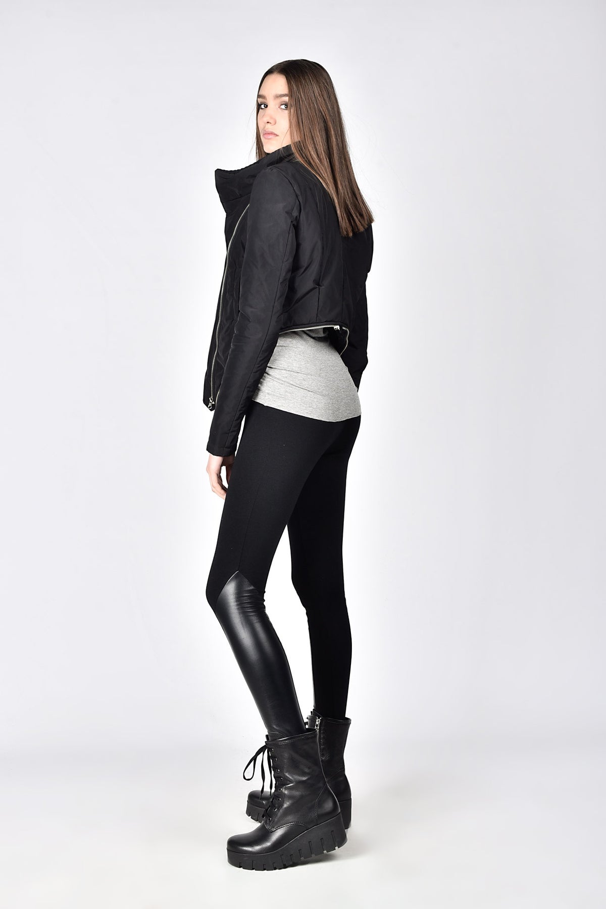 Abnehmbare, figurbetonte Steppjacke