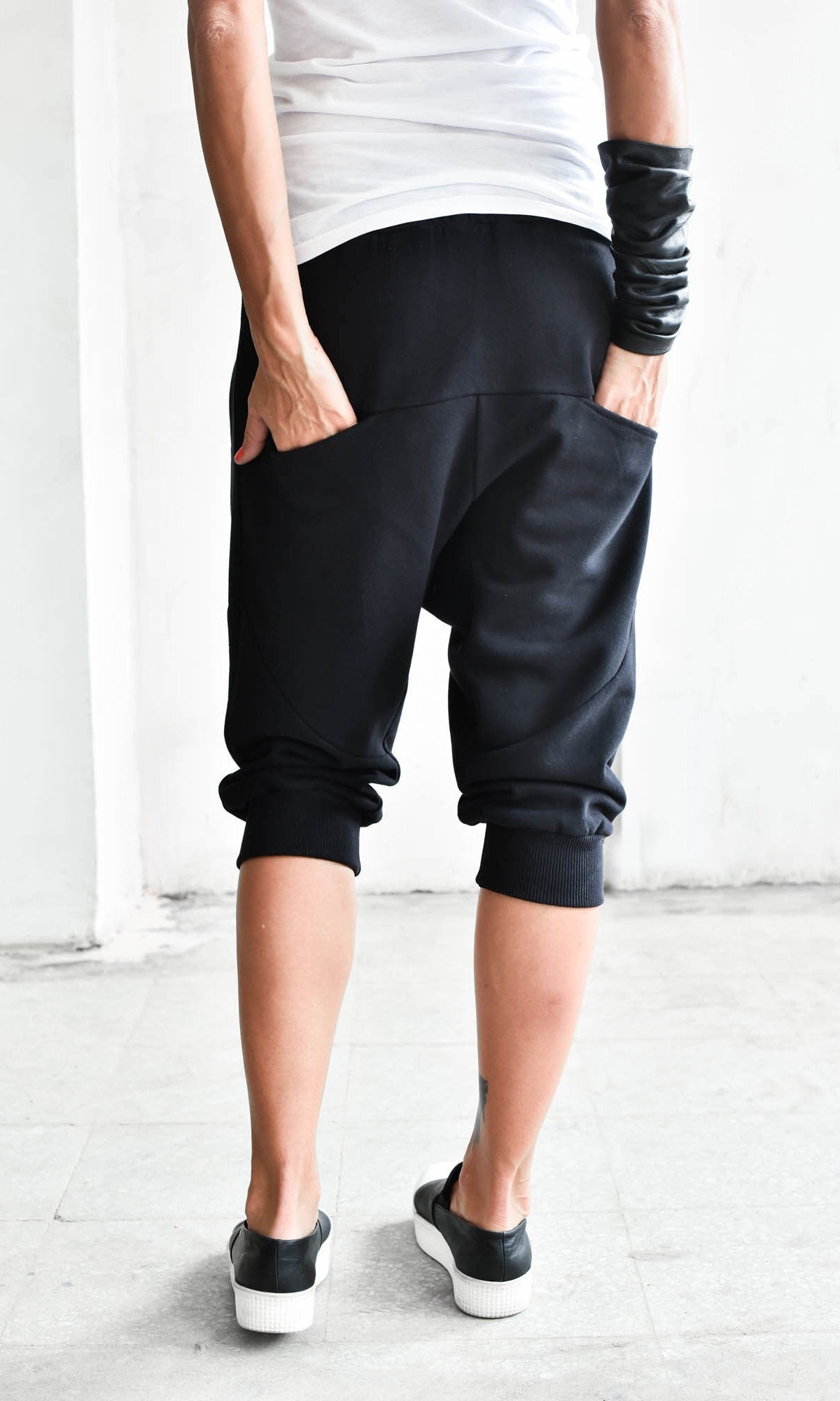 Drop Crotch Capri Pants - AAKASHA