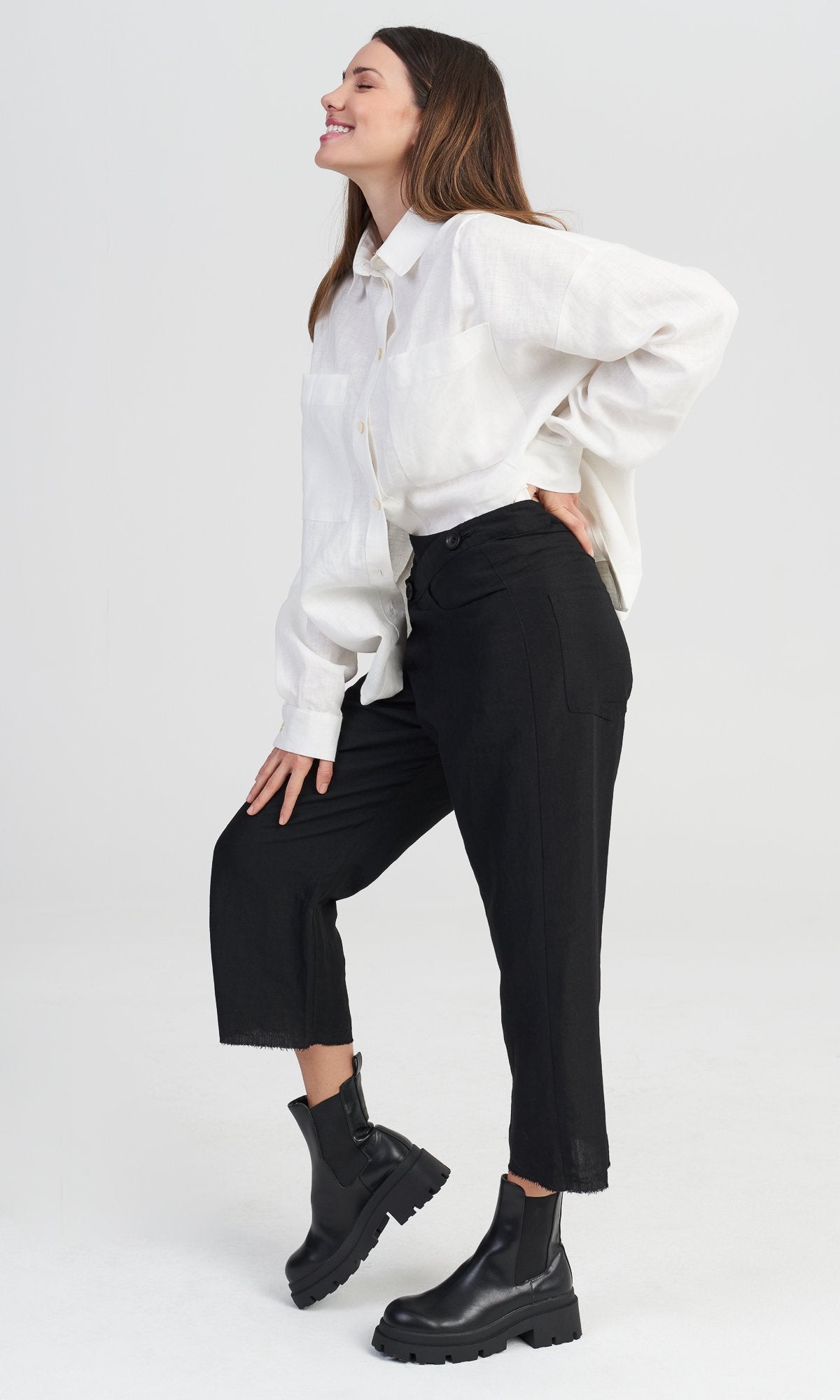 Linen Overlapping Crop Pants - AAKASHA