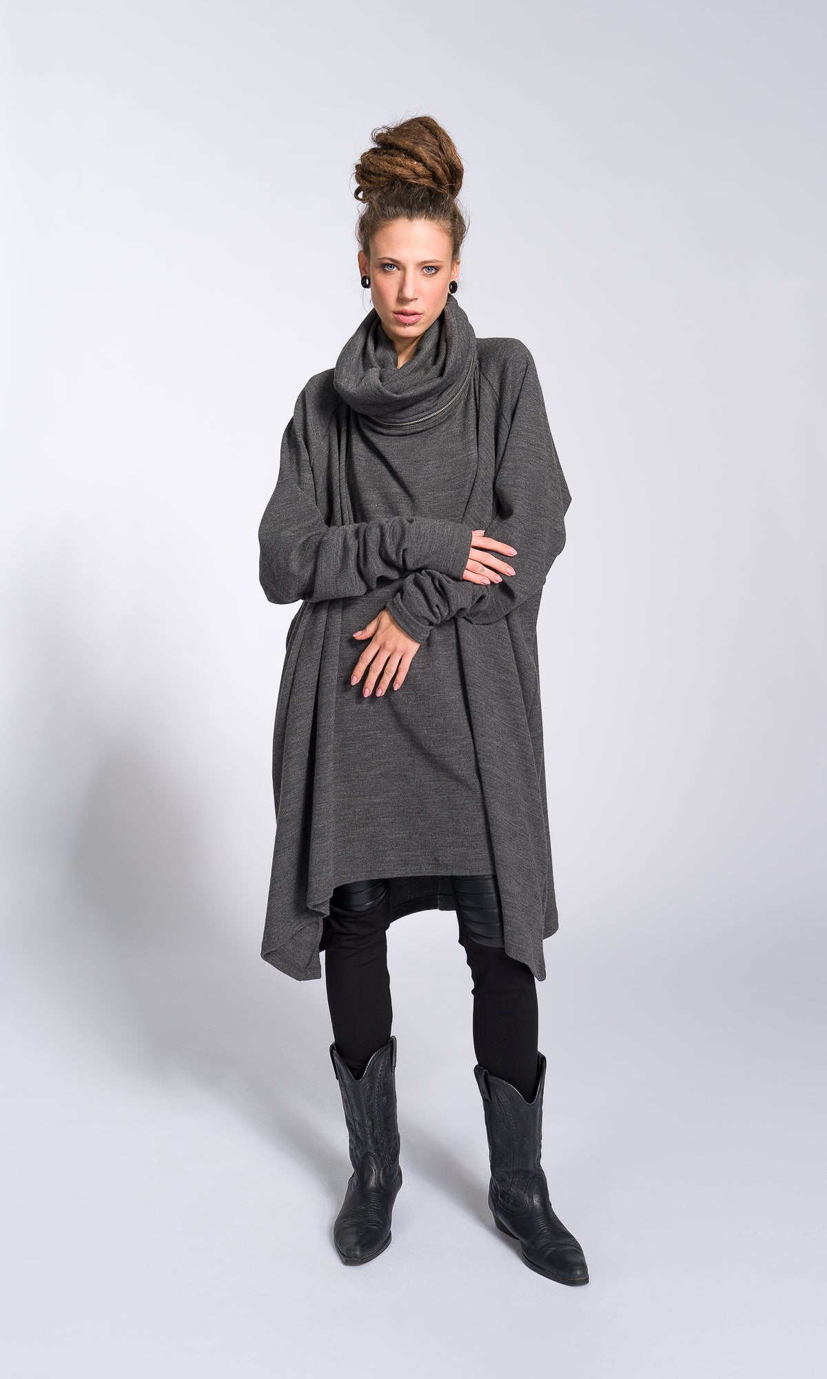 Asymmetric Detachable Collar Knit Tunic - AAKASHA