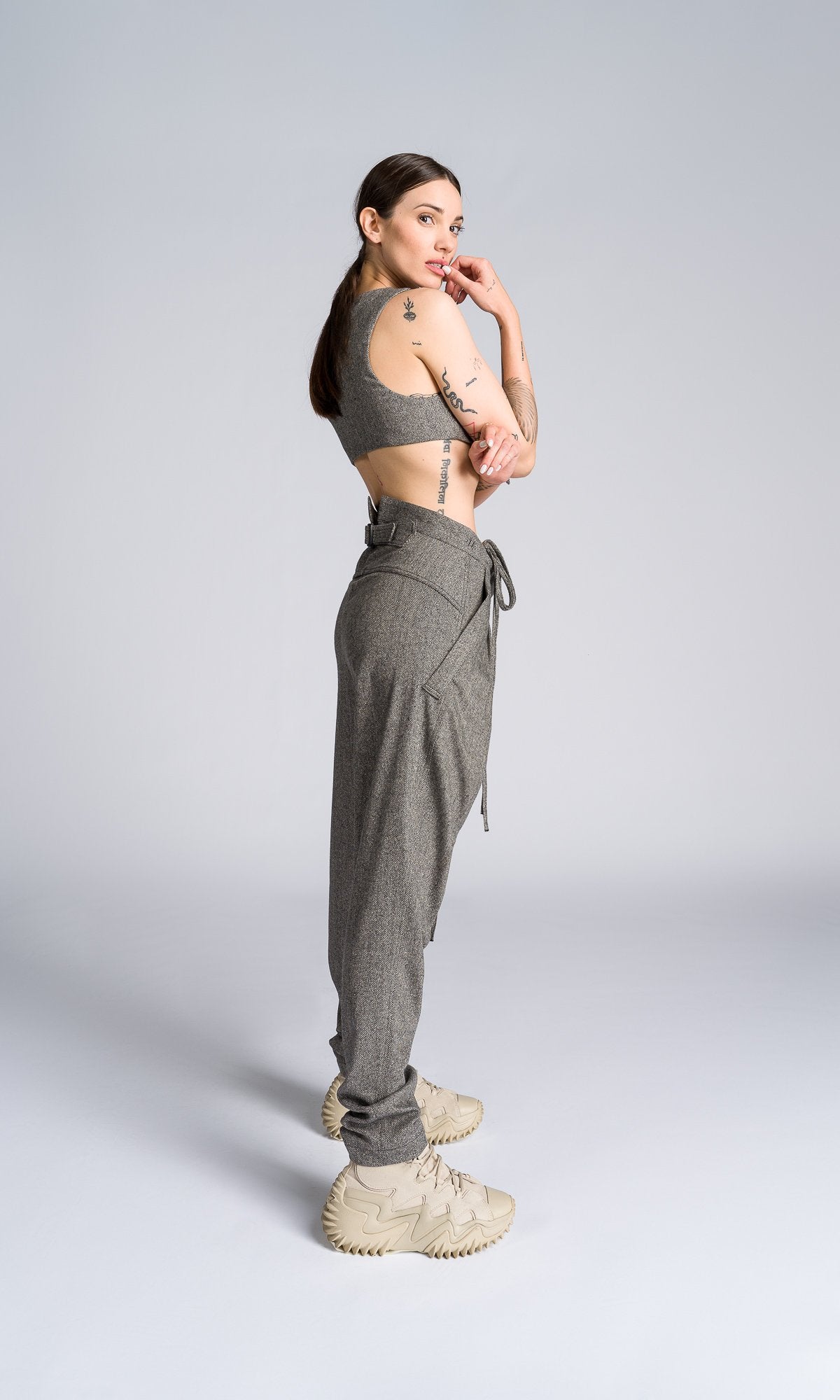 Two-piece Set of Tapered Pants and Cropped Suit Vest - AAKASHA