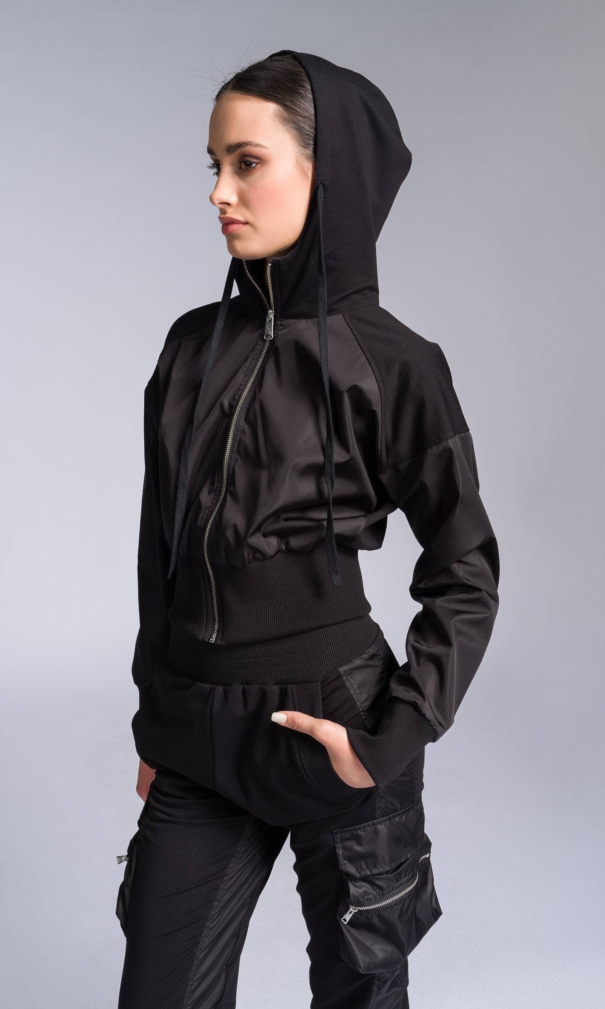 Cropped Zip-up Hoodie - AAKASHA