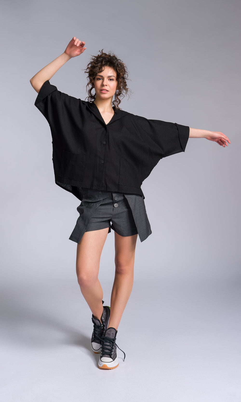 La Bella Estate Batwing Shirt - Black
