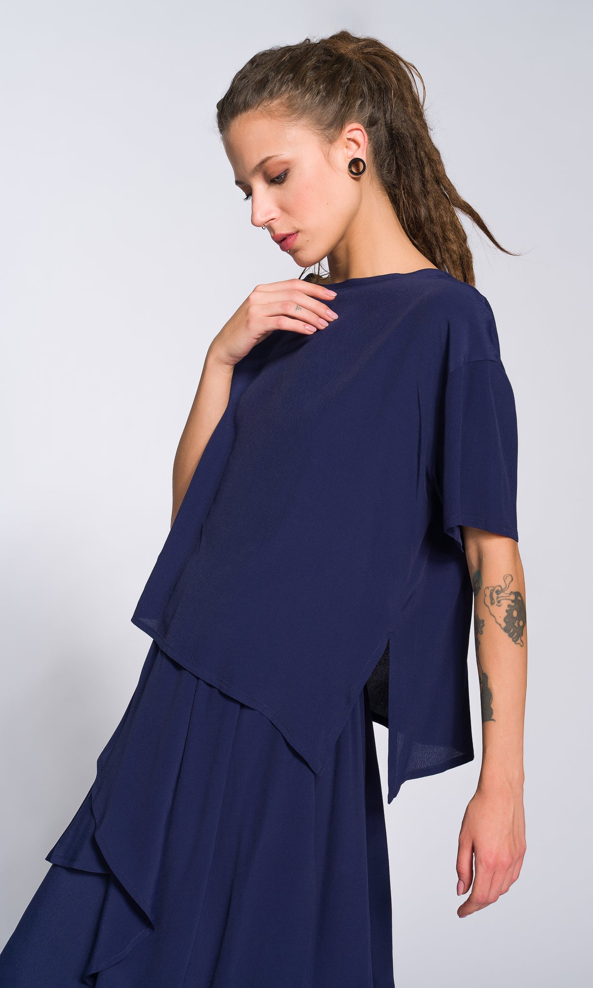 Loose T-Shirt with Asymmetric Hem - AAKASHA