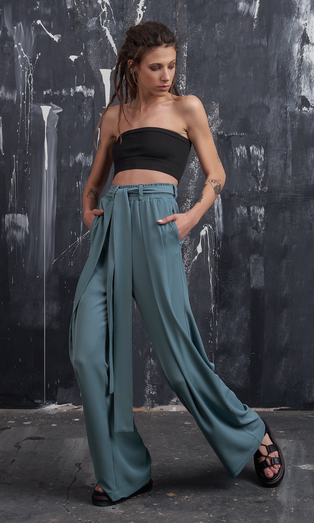 Wide Leg Tuck Pants - AAKASHA