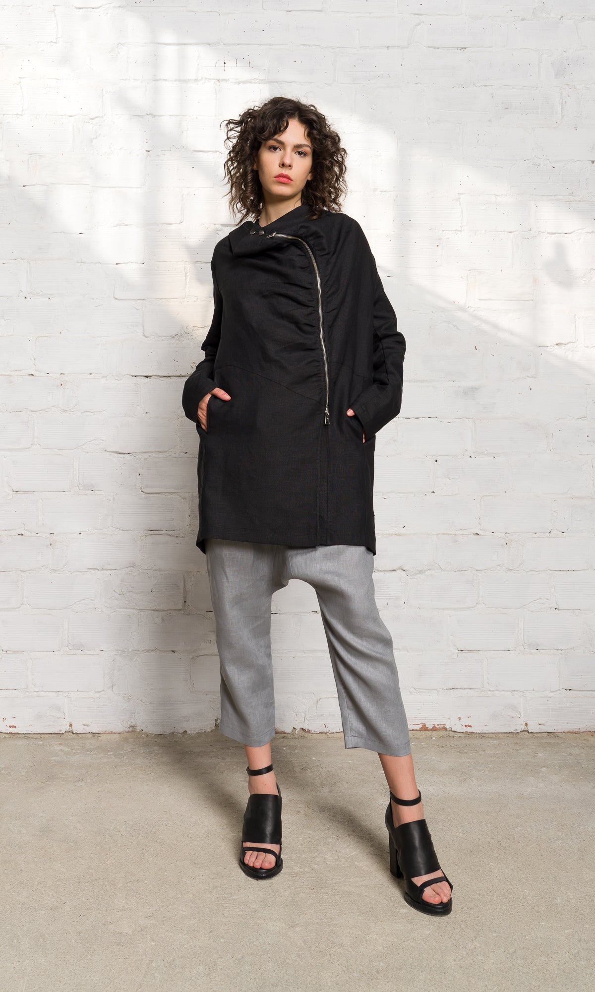 Asymmetric Zipper Closure Linen Jacket - AAKASHA