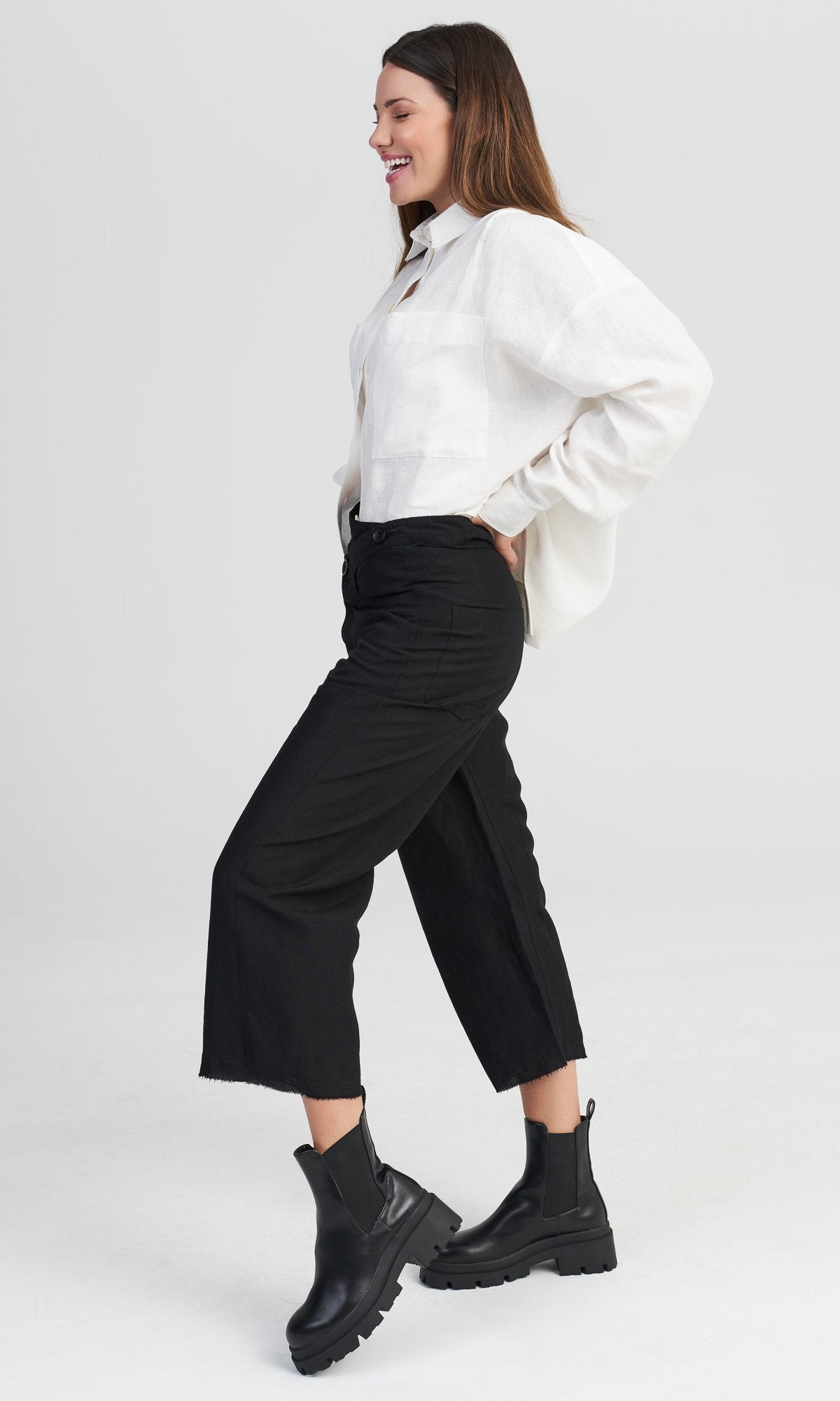 Linen Overlapping Crop Pants - AAKASHA