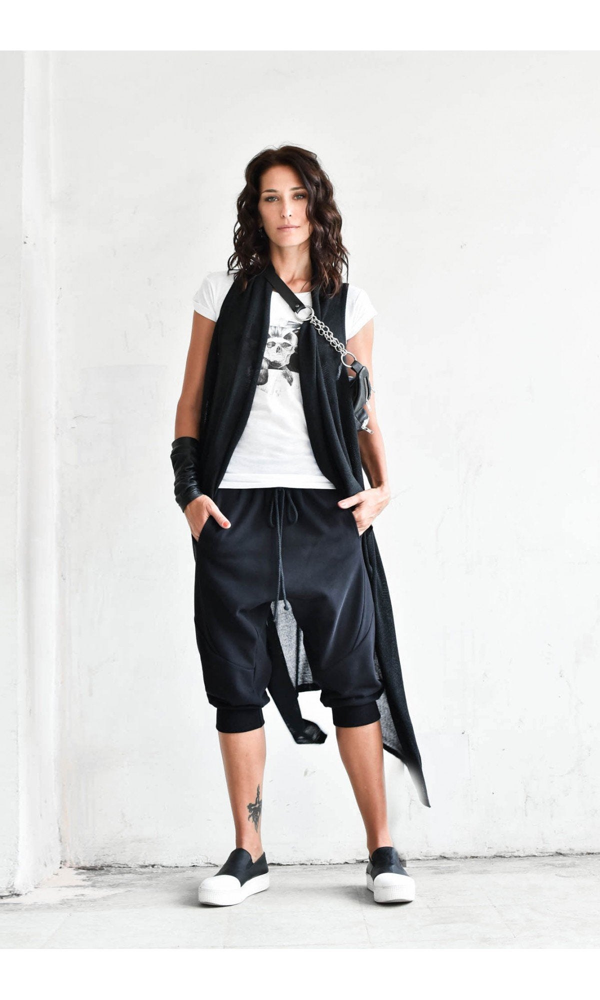 Drop Crotch Capri Pants - AAKASHA