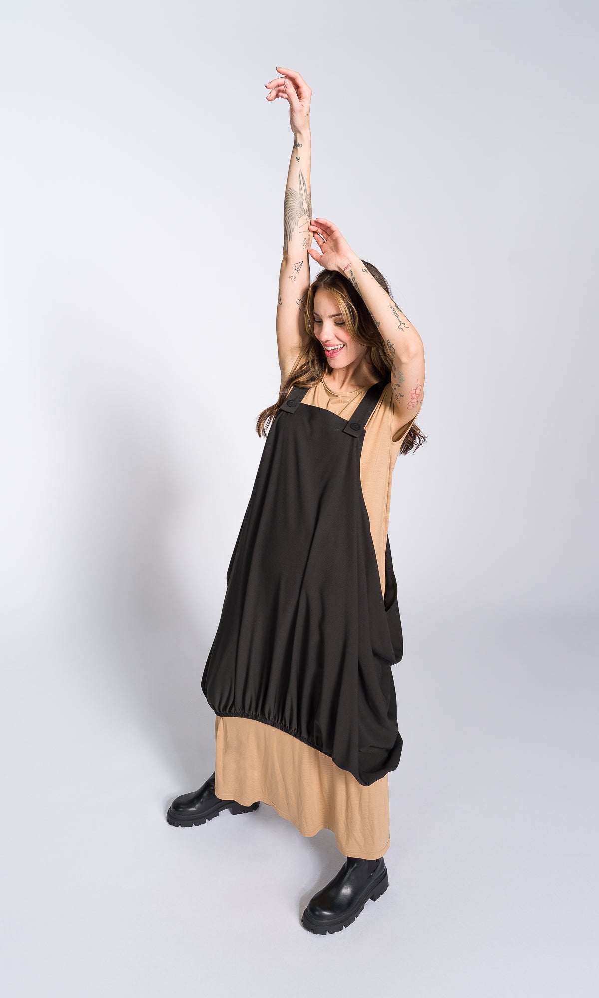 Two-piece Set of Casual Midi Dress and Balloon Apron Tunic - AAKASHA