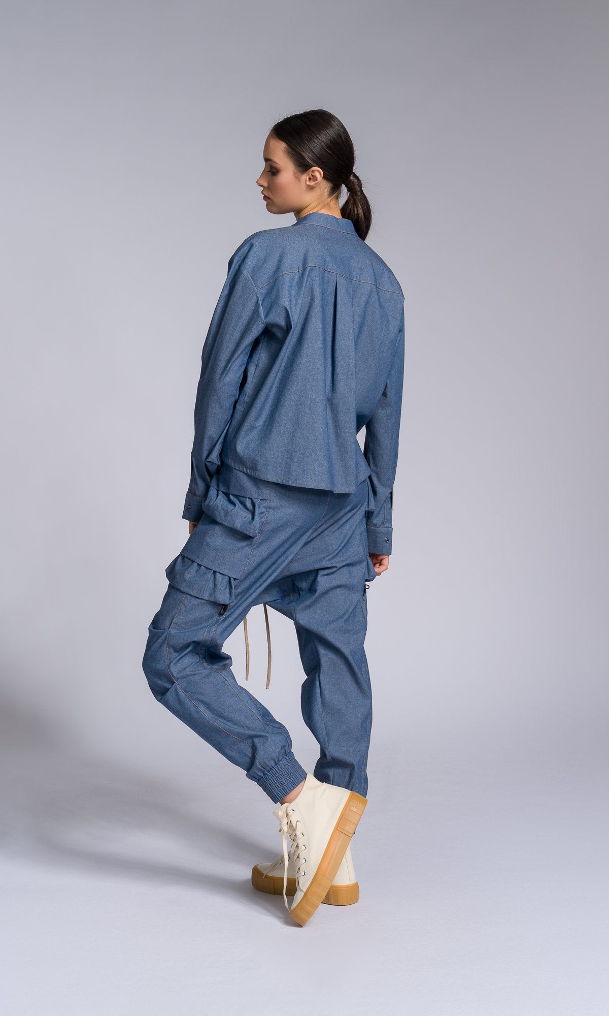 Two-piece Set of Chambray Pants and Shirt with Layered Cargo Pockets