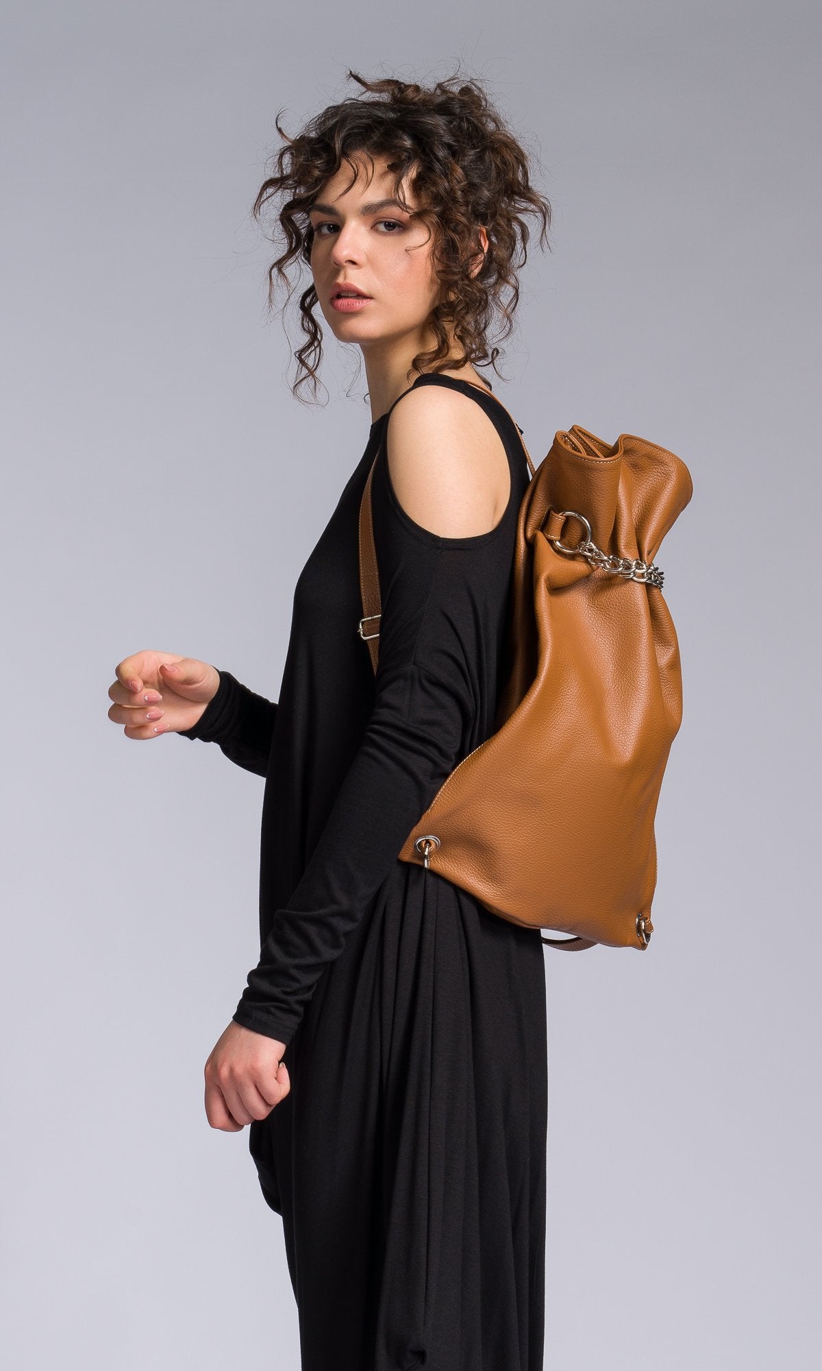 Leather Bucket Backpack with Chain - AAKASHA