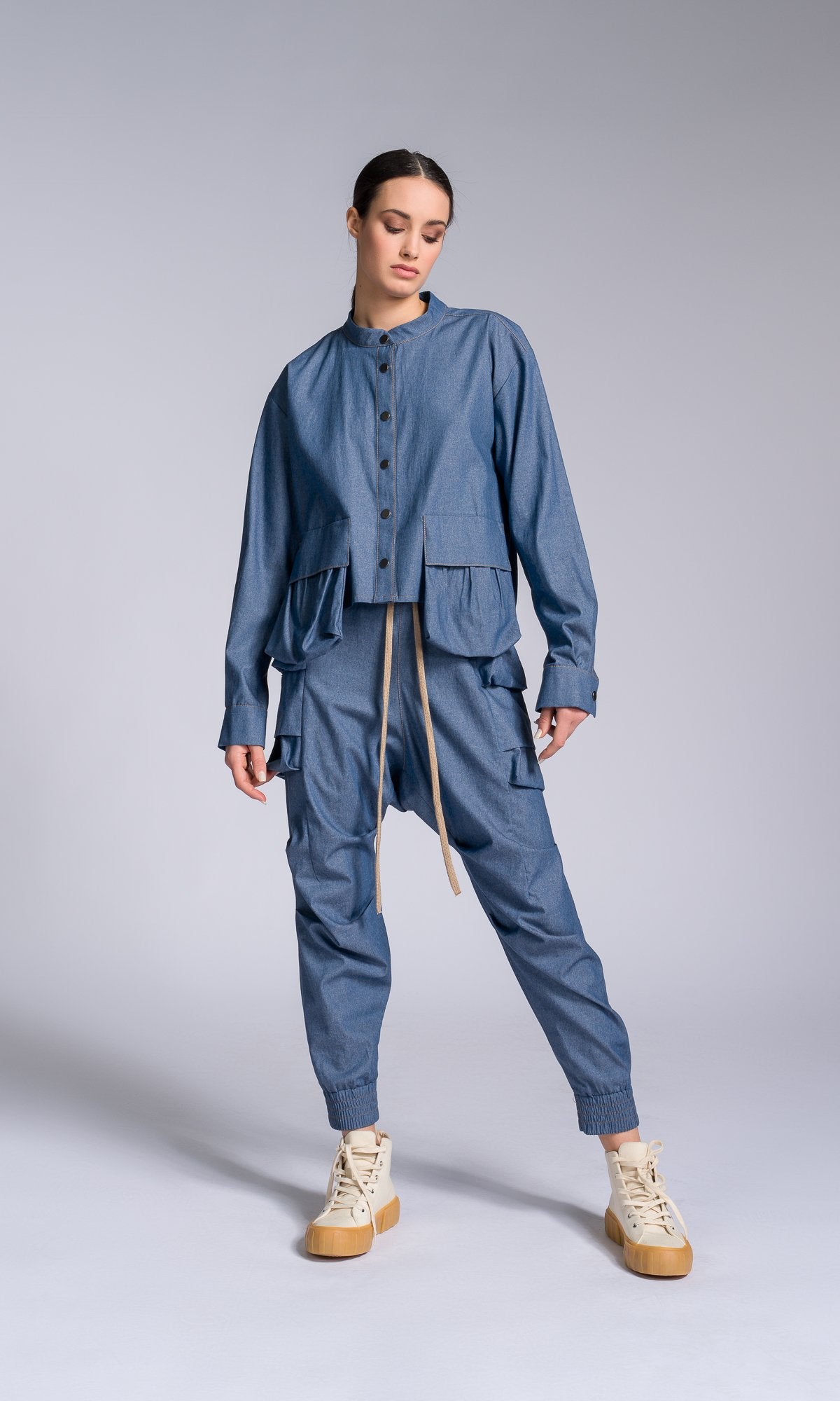 Cargo Pockets Chambray Shirt - AAKASHA