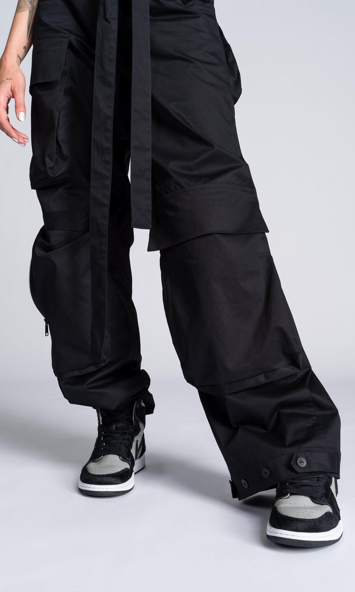 Wide Leg Cargo Pants - AAKASHA