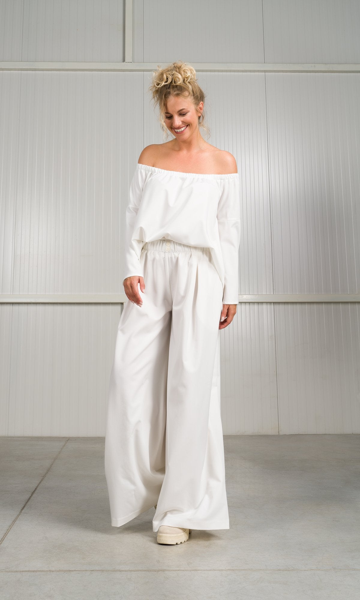 Two-piece Set of Off-Shoulder Blouse and Skirt Pants - AAKASHA